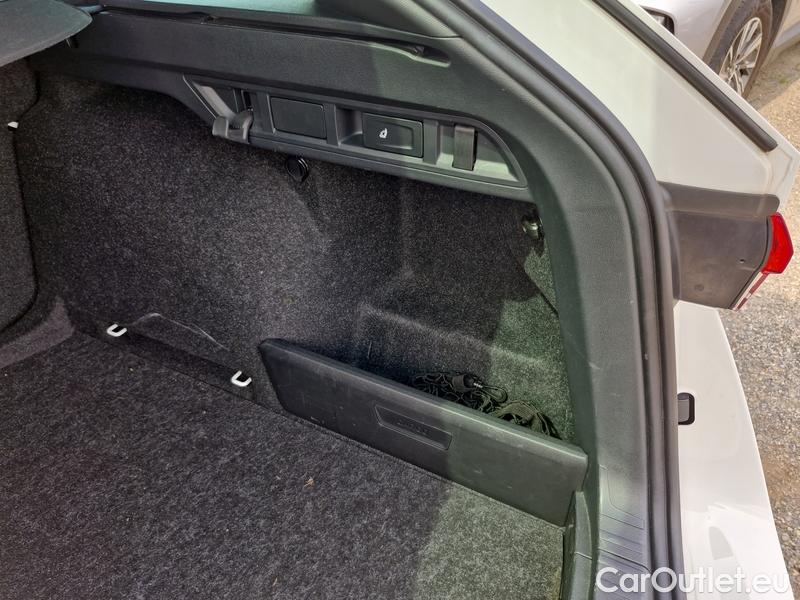  Skoda  Octavia  Combi (NX3)(2020) Oct.Combi 1.5TSI 110 Style Aut #17