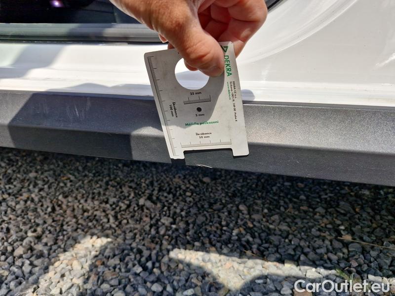  Skoda  Octavia  Combi (NX3)(2020) Oct.C.2.0 TSI 140 Scout 4x4 AT #4