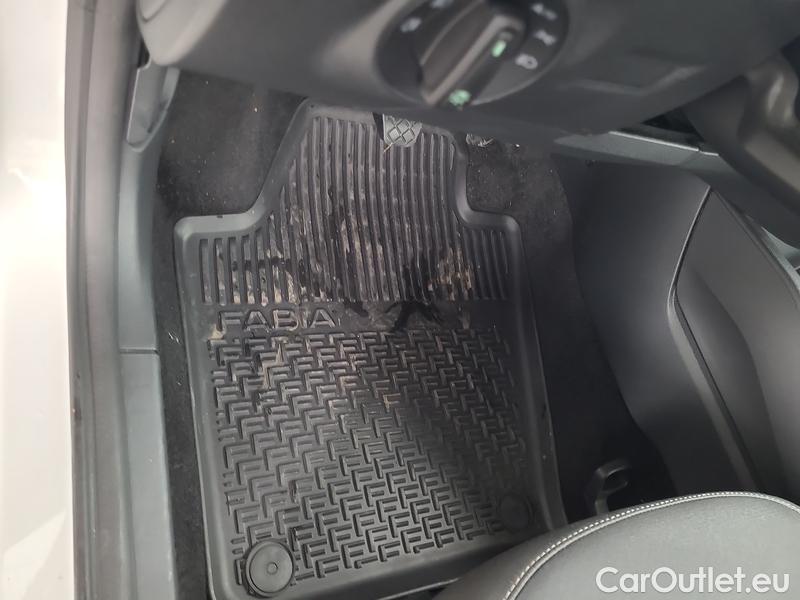  Skoda  Fabia  Combi (2015)  Com.1.0TSI 70 Style #2