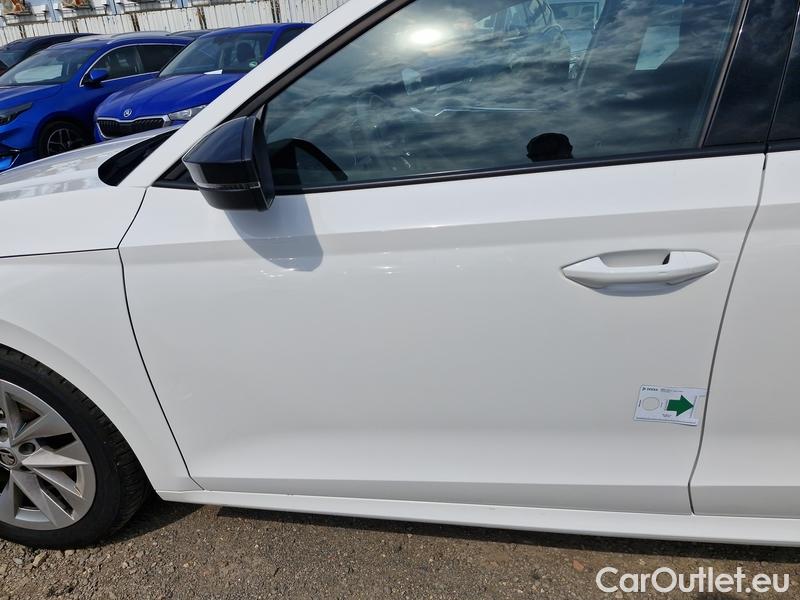  Skoda  Octavia  Combi (NX3)(2020) Oct.Combi 1.5TSI 110 Style Aut #3