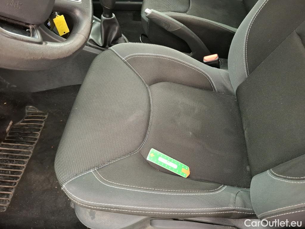  Renault  Clio  IV Air MediaNav 1.5 dCi 75CV BVM5 E6 #48