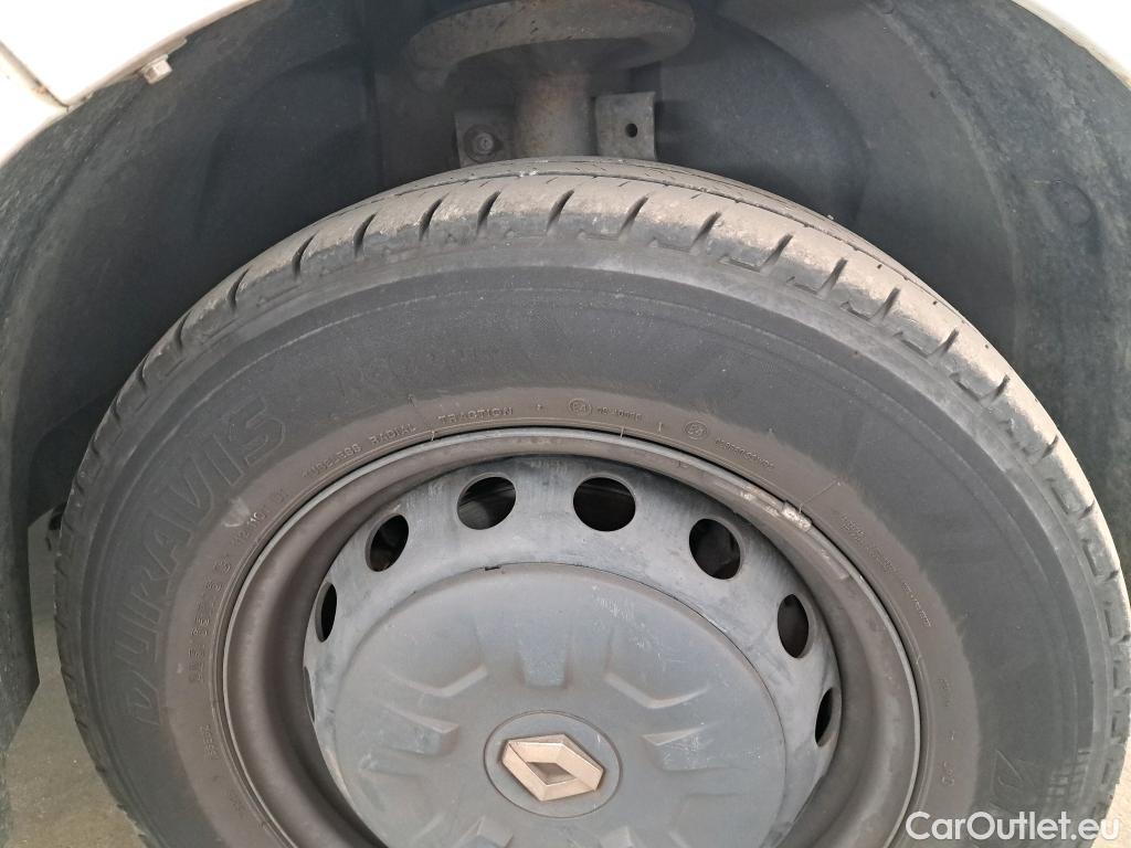  Renault  Master  Fourgon L2H2 3 5 Grand Confort dCi 130CV BVM6 E6 #47