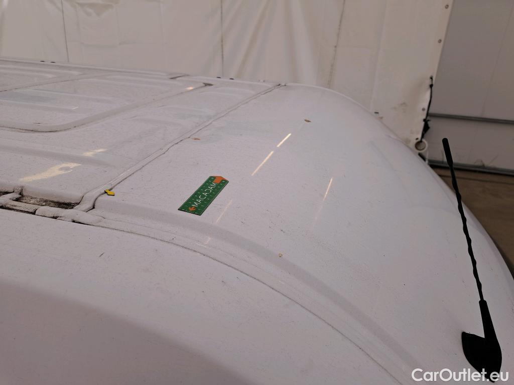  Renault  Master  Fourgon L2H2 3 5 Grand Confort dCi 130CV BVM6 E6 #20