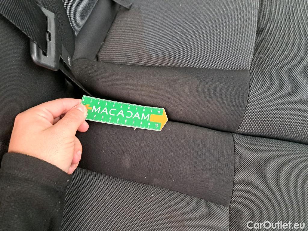  Renault  Master  Fourgon L2H2 3 5 Grand Confort dCi 130CV BVM6 E6 #81