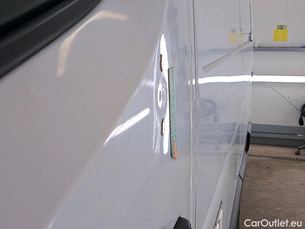  Renault  Master  Fourgon L2H2 3 5 Grand Confort dCi 130CV BVM6 E6 #74