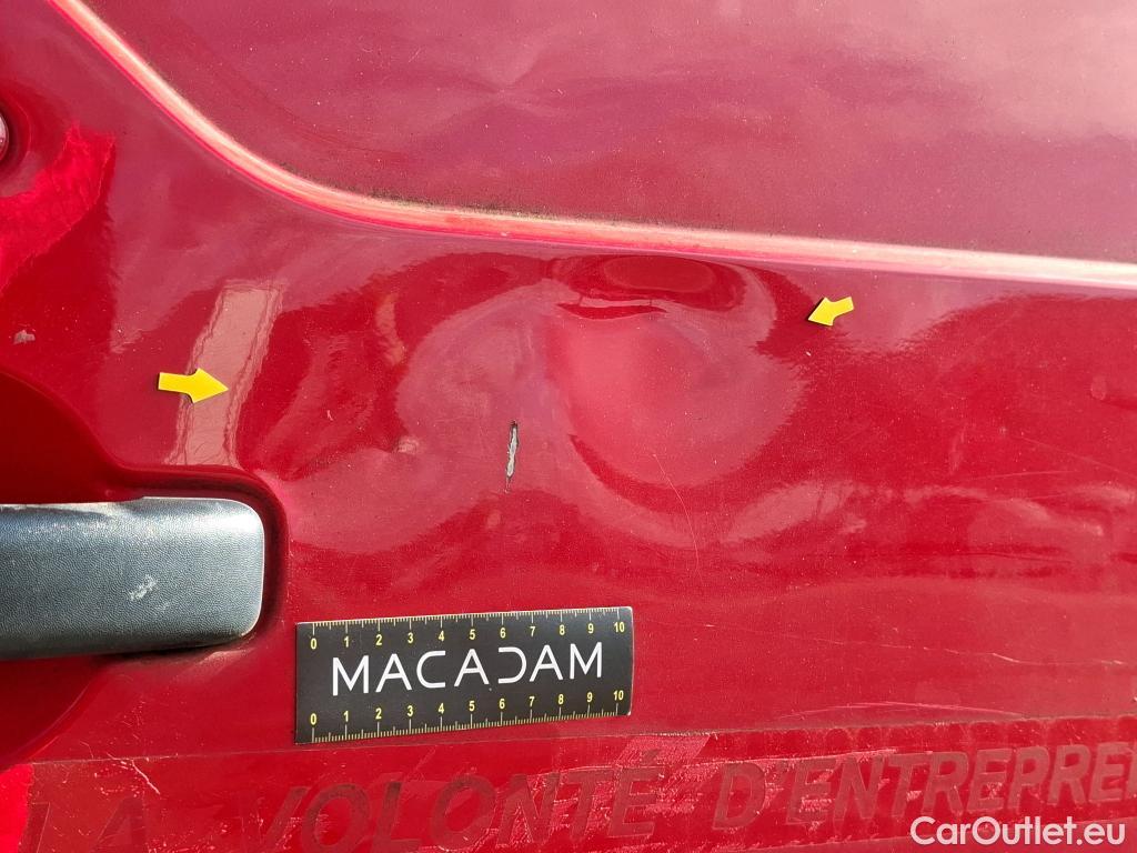  Renault  Master RENAULT  VU 4p Fourgon FG GCf TracF3500 L1H1 dCi110 S&S #17