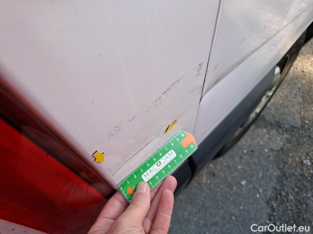  Renault  Master  III Fourgon L2H2 3 5 Grand Confort dCi 135CV BVM6 E6dT #42