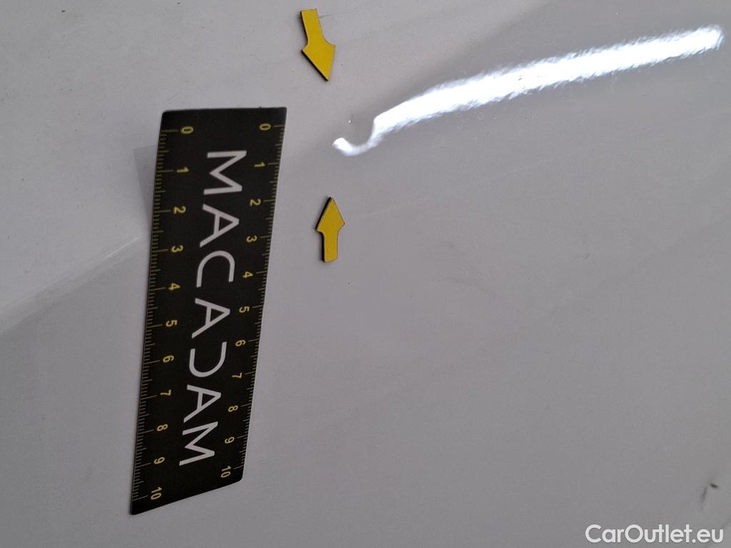  Renault  Master RENAULT   2019  4P  Fourgon tole  SL PRO F3500 L2H2 dCi 135SL #40