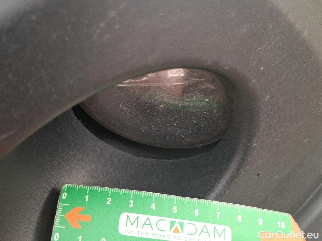  Renault  Trafic  III Fourgon Grand Confort L2H1 1200 1.6 dCi 145CV BVA6 E6dT #31