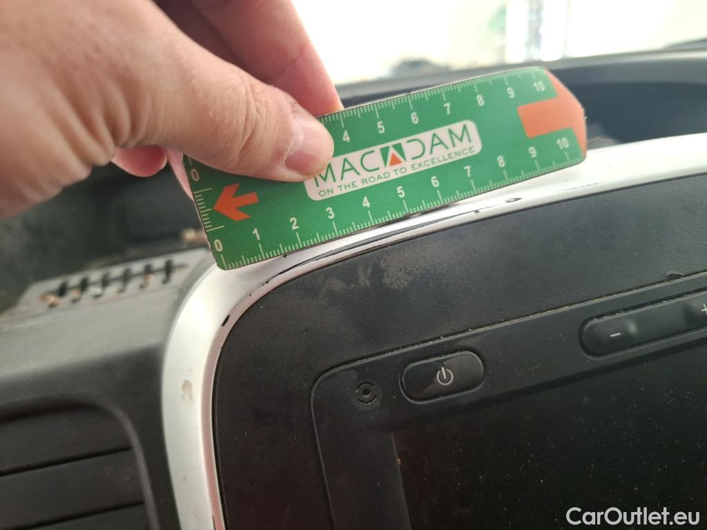  Renault  Trafic  Fourgon Grand Confort L1H1 1000 1.6 dCi 145CV BVA6 E6dT #40