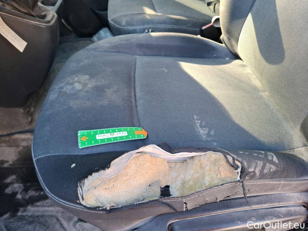  Renault  Master  III Fourgon L2H2 3 5 Grand Confort dCi 135CV BVM6 E6dT #1