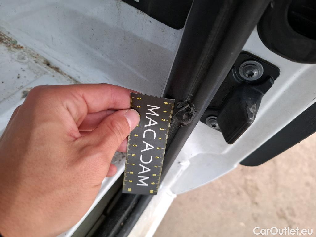  Renault  Master RENAULT   2019  4P  Fourgon tole  SL PRO F3500 L2H2 dCi 135SL #26