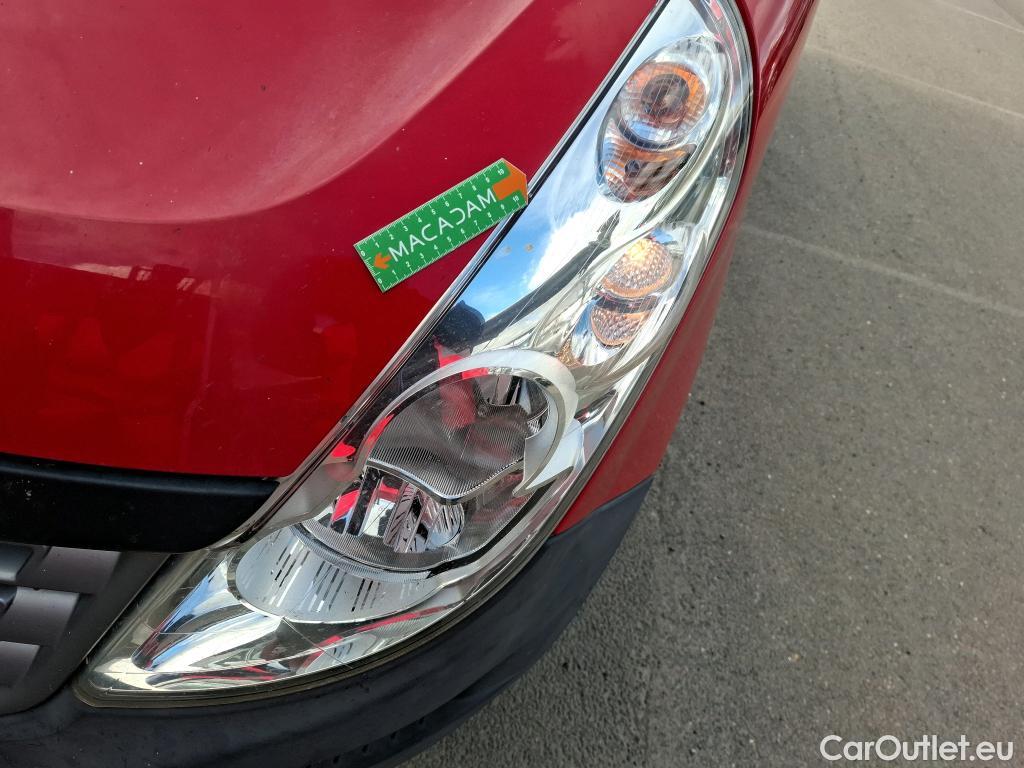  Renault  Master RENAULT  VU 4p Fourgon FG GCf TracF3500 L1H1 dCi110 S&S #73