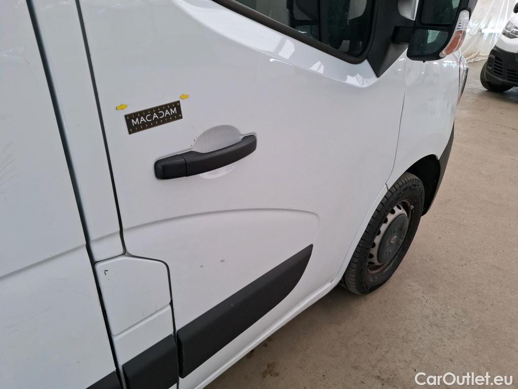  Renault  Master RENAULT   2019  4P  Fourgon tole  SL PRO F3500 L2H2 dCi 135SL #52