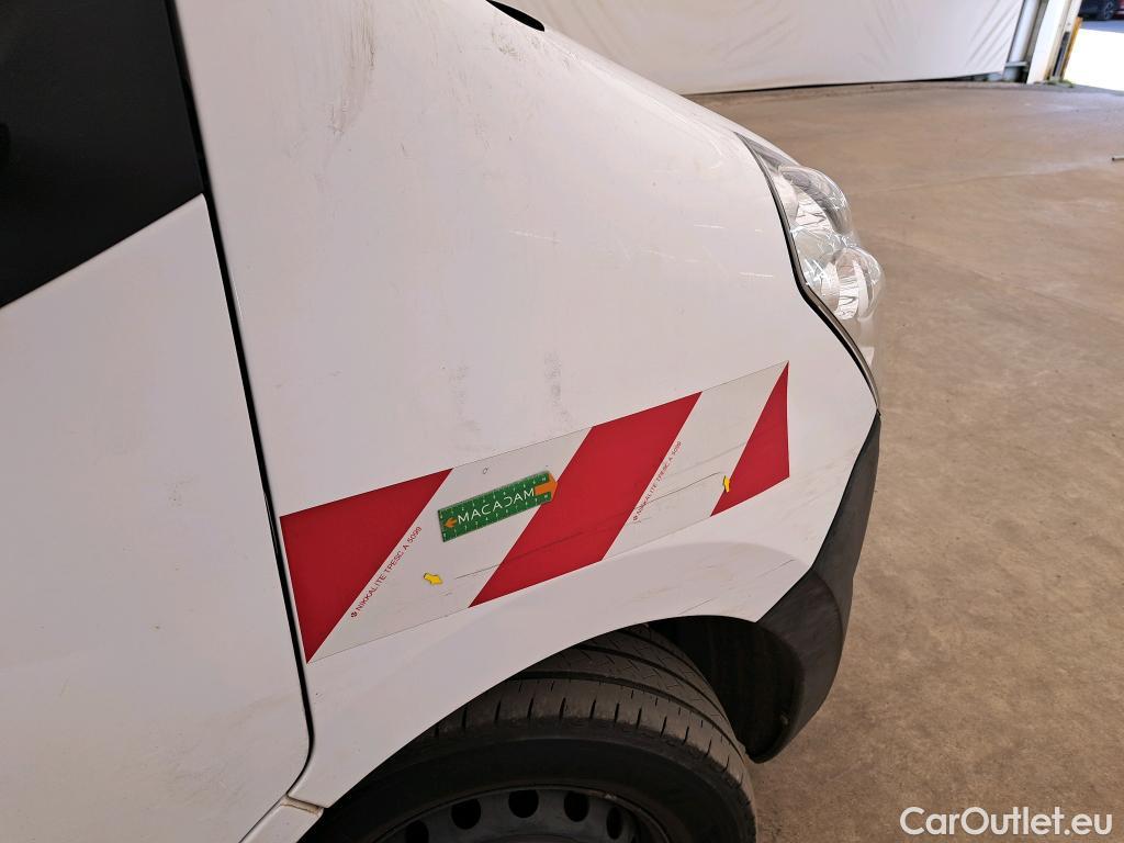  Renault  Master  Fourgon L2H2 3 5 Grand Confort dCi 130CV BVM6 E6 #45