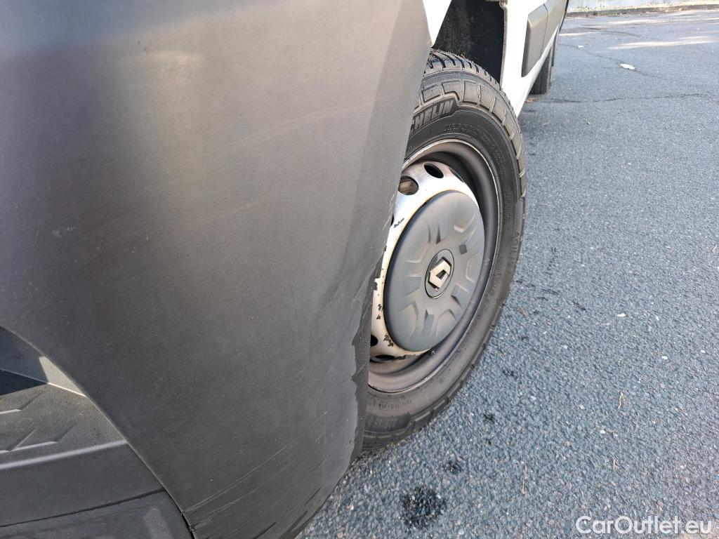  Renault  Master  III Fourgon L2H2 3 5 Grand Confort dCi 135CV BVM6 E6dT #46