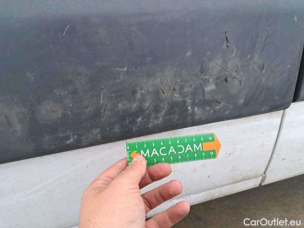  Renault  Master  Fourgon L2H2 3 5 Grand Confort dCi 130CV BVM6 E6 #88