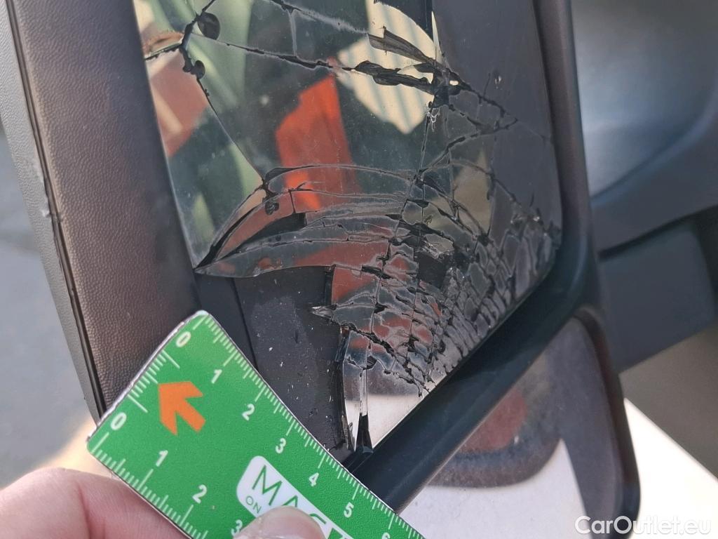  Renault  Master  III Fourgon L2H2 3 5 Grand Confort dCi 135CV BVM6 E6dT #40