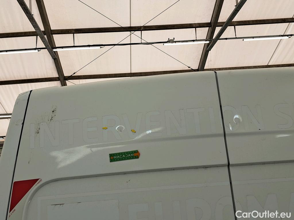  Renault  Master  Fourgon L2H2 3 5 Grand Confort dCi 130CV BVM6 E6 #32