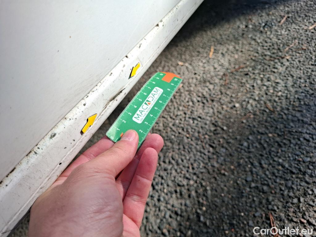  Renault  Master  III Fourgon L2H2 3 5 Grand Confort dCi 135CV BVM6 E6dT #27