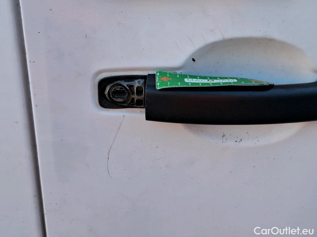  Renault  Master  III Fourgon L2H2 3 5 Grand Confort dCi 135CV BVM6 E6dT #45