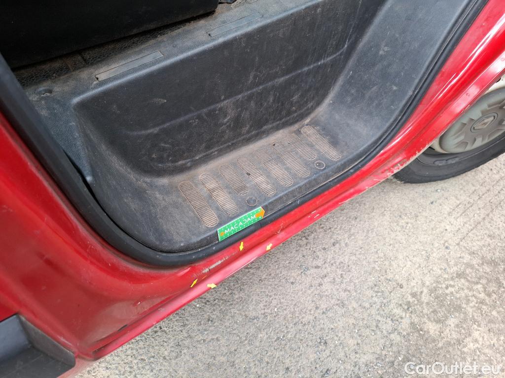  Renault  Master RENAULT  VU 4p Fourgon FG GCf TracF3500 L1H1 dCi110 S&S #58