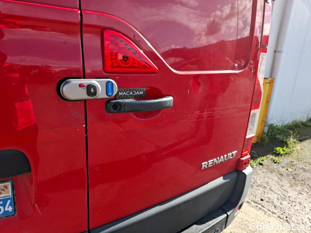  Renault  Master RENAULT  VU 4p Fourgon FG GCf TracF3500 L1H1 dCi110 S&S #47