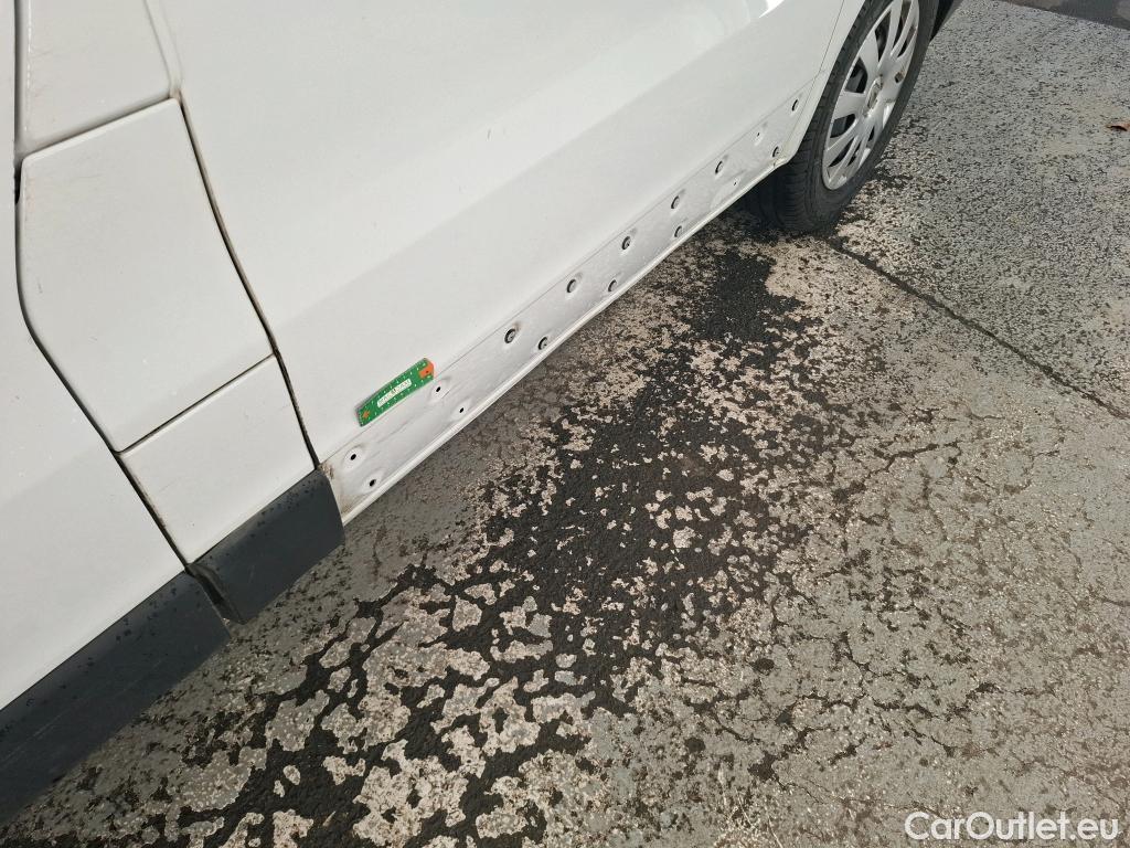  Renault  Trafic  Fourgon Grand Confort L1H1 1000 1.6 dCi 145CV BVA6 E6dT #35