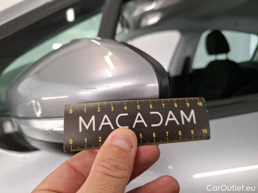  Peugeot  208  Affaire Premium Pack 1.5 HDi 100CV BVM5 E6dT #35