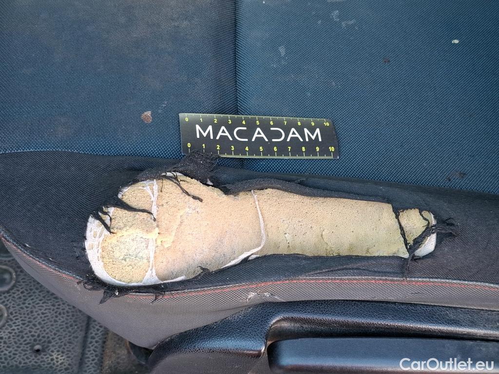  Renault  Master RENAULT  VU 4p Fourgon FG GCf TracF3500 L1H1 dCi110 S&S #14