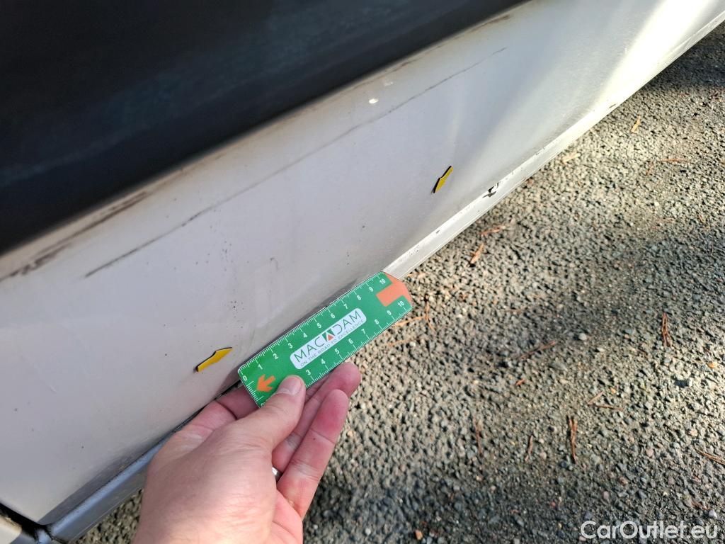  Renault  Master  III Fourgon L2H2 3 5 Grand Confort dCi 135CV BVM6 E6dT #23