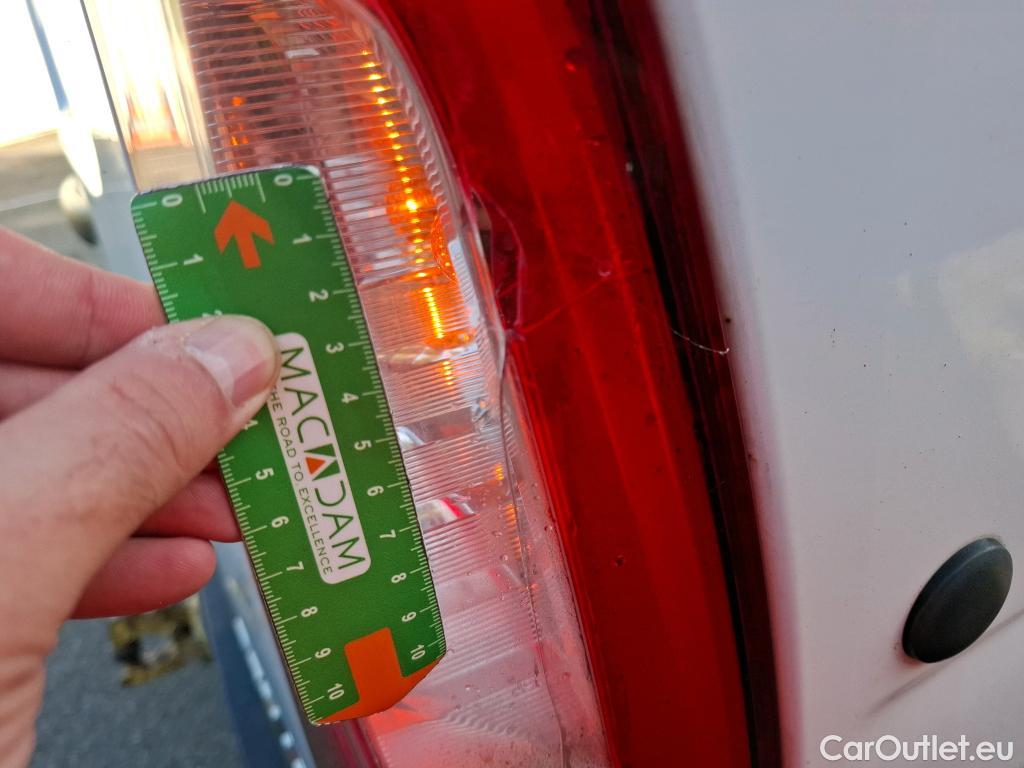  Renault  Master  III Fourgon L2H2 3 5 Grand Confort dCi 135CV BVM6 E6dT #31