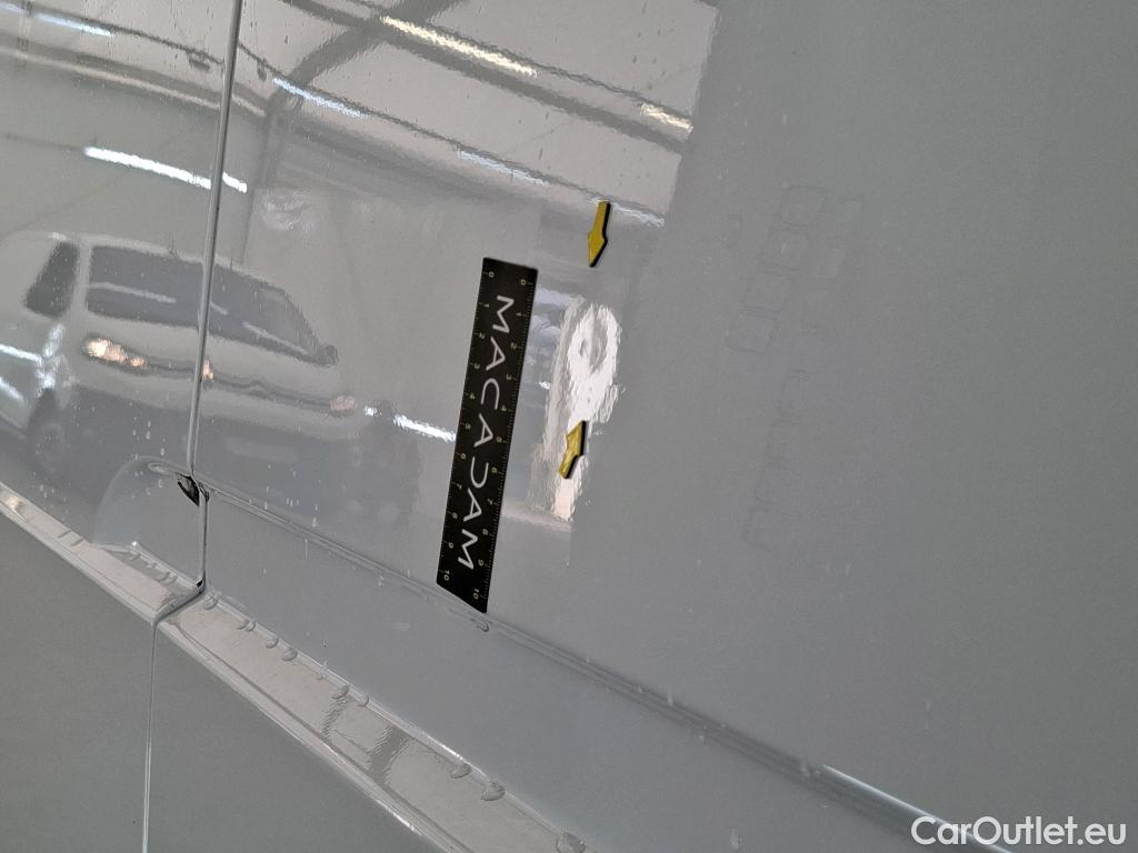  Renault  Master RENAULT   2019  4P  Fourgon tole  SL PRO F3500 L2H2 dCi 135SL #47