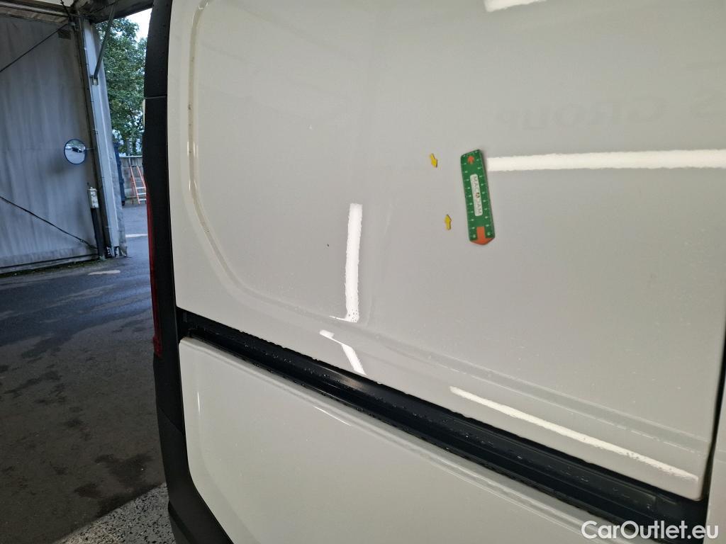  Renault  Trafic  Fourgon Grand Confort L1H1 1000 1.6 dCi 145CV BVA6 E6dT #45