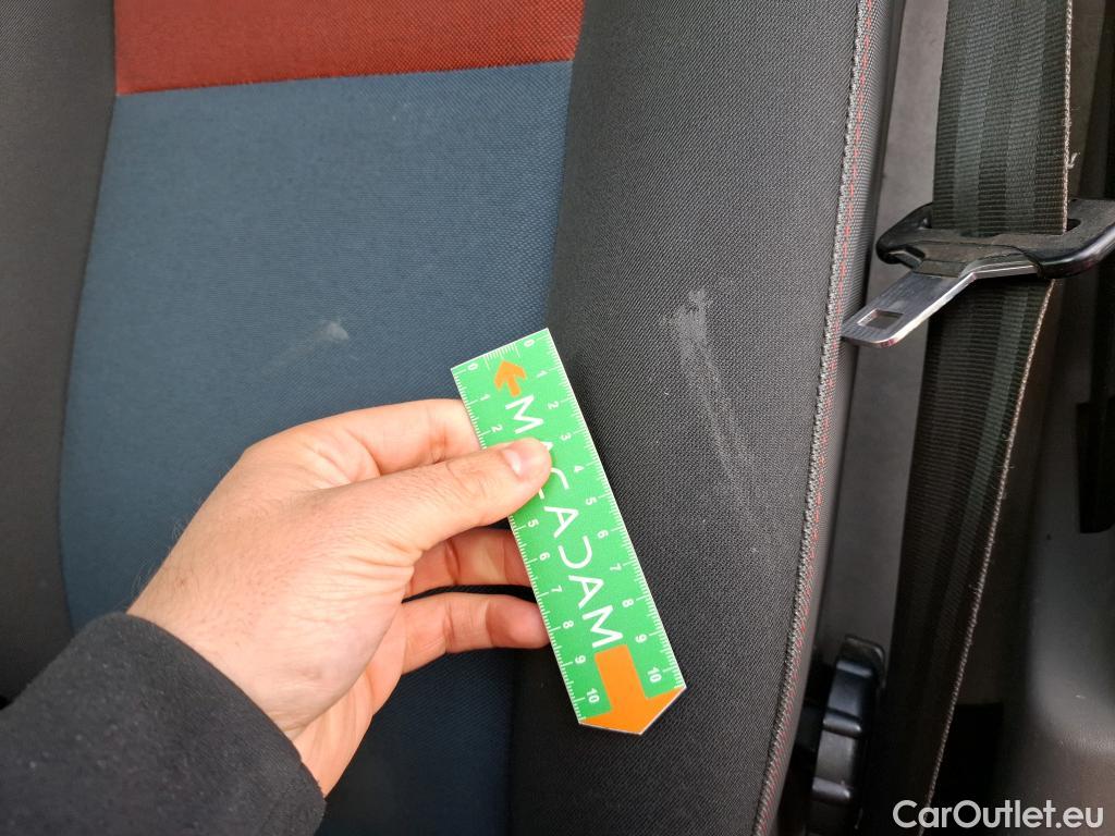  Renault  Master RENAULT  VU 4p Fourgon FG GCf TracF3500 L1H1 dCi110 S&S #77