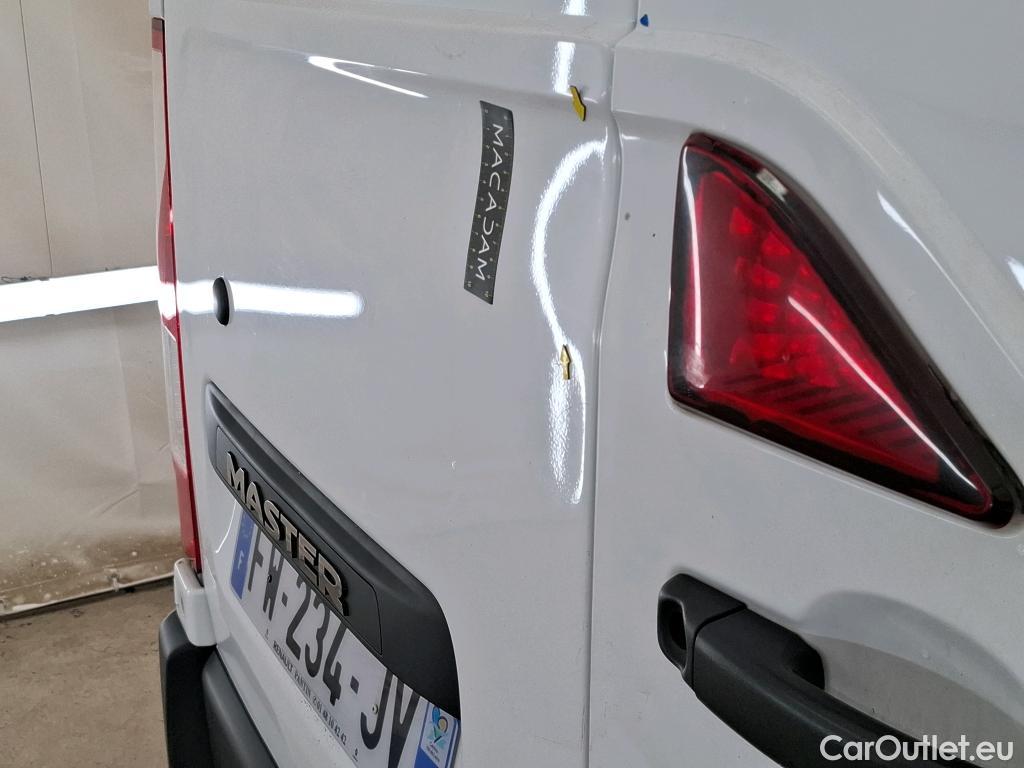  Renault  Master RENAULT   2019  4P  Fourgon tole  SL PRO F3500 L2H2 dCi 135SL #17