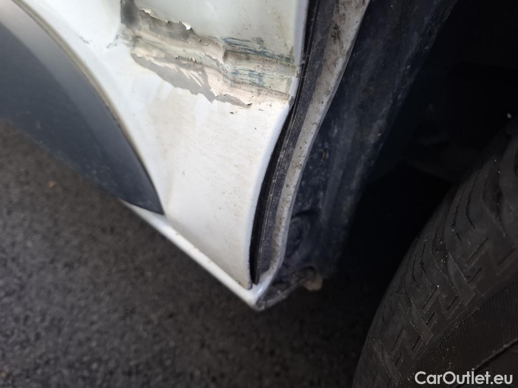  Renault  Trafic  Fourgon Grand Confort L1H1 1000 1.6 dCi 145CV BVA6 E6dT #24