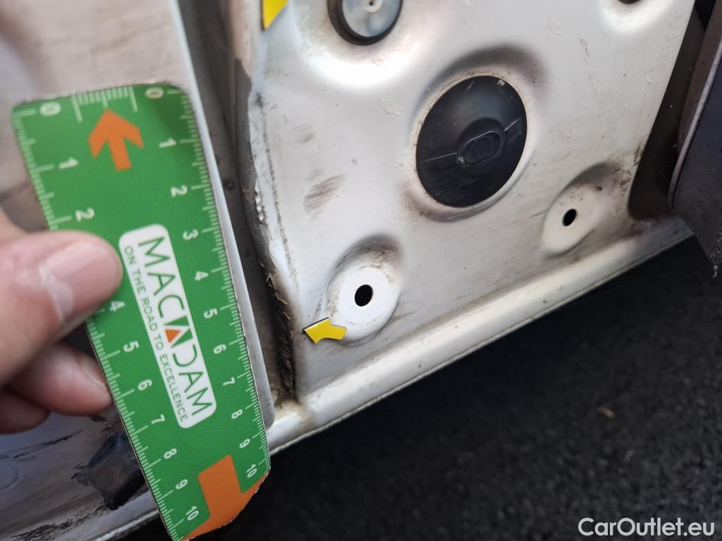  Renault  Trafic  Fourgon Grand Confort L1H1 1000 1.6 dCi 145CV BVA6 E6dT #32