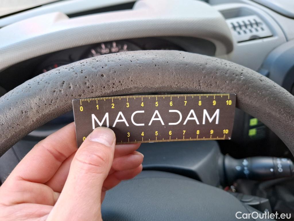  Renault  Master RENAULT  VU 4p Fourgon FG GCf TracF3500 L1H1 dCi110 S&S #86