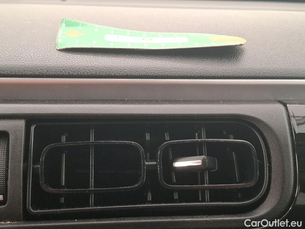  Citroen  C3  Société Feel 1.5 BlueHDI 100CV BVM6 E6d #8