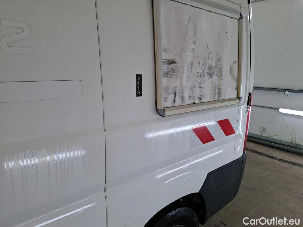  Citroen  Jumper CITROEN  VU 4p Fourgon 35 L1H2 HDI 130 Confort #1