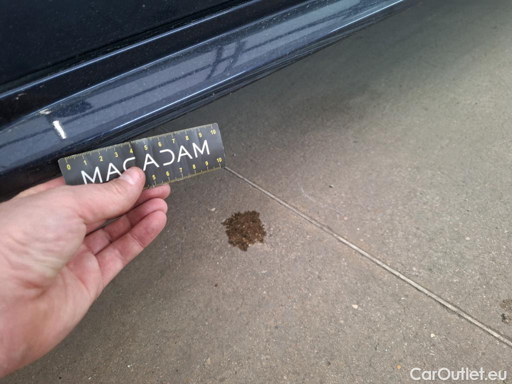  Toyota  Corolla TOYOTA  Touring Sports / 2018 / 5P / Break Hybride 122h Dynamic Business Stage Acad #19