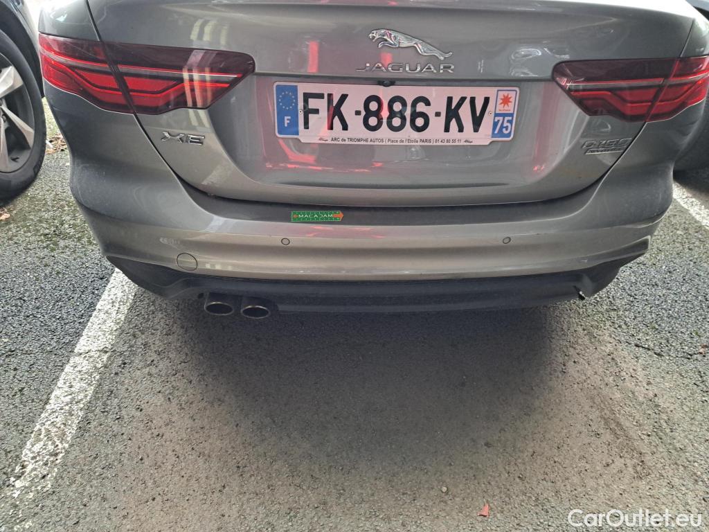  Jaguar  XE JAGUAR  4p Berline D180 HSE STANDARD AUTO 4WD #19