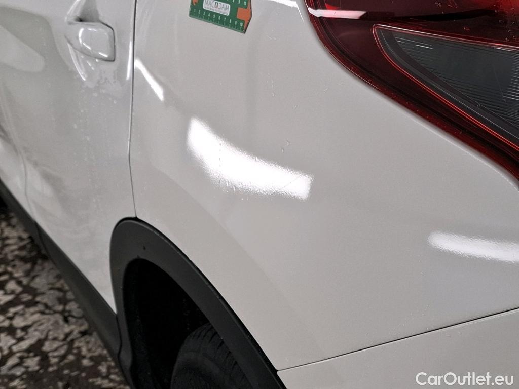  Nissan  Qashqai NISSAN  / 2017 / 5P / Crossover 1.5 DCI 115 DCT Business Edition #4