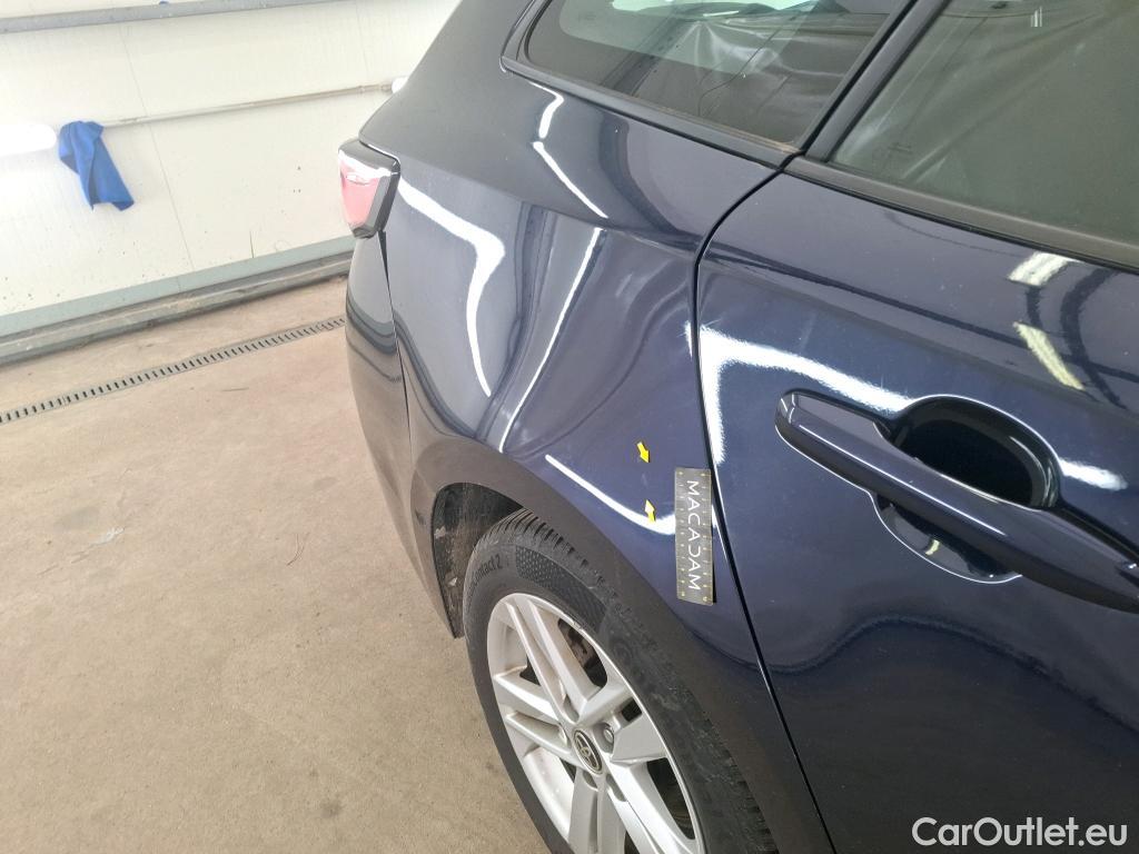  Toyota  Corolla TOYOTA  Touring Sports / 2018 / 5P / Break Hybride 122h Dynamic Business Stage Acad #49