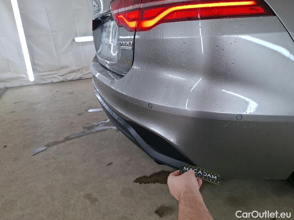  Jaguar  XE JAGUAR  4p Berline D180 HSE STANDARD AUTO 4WD #14