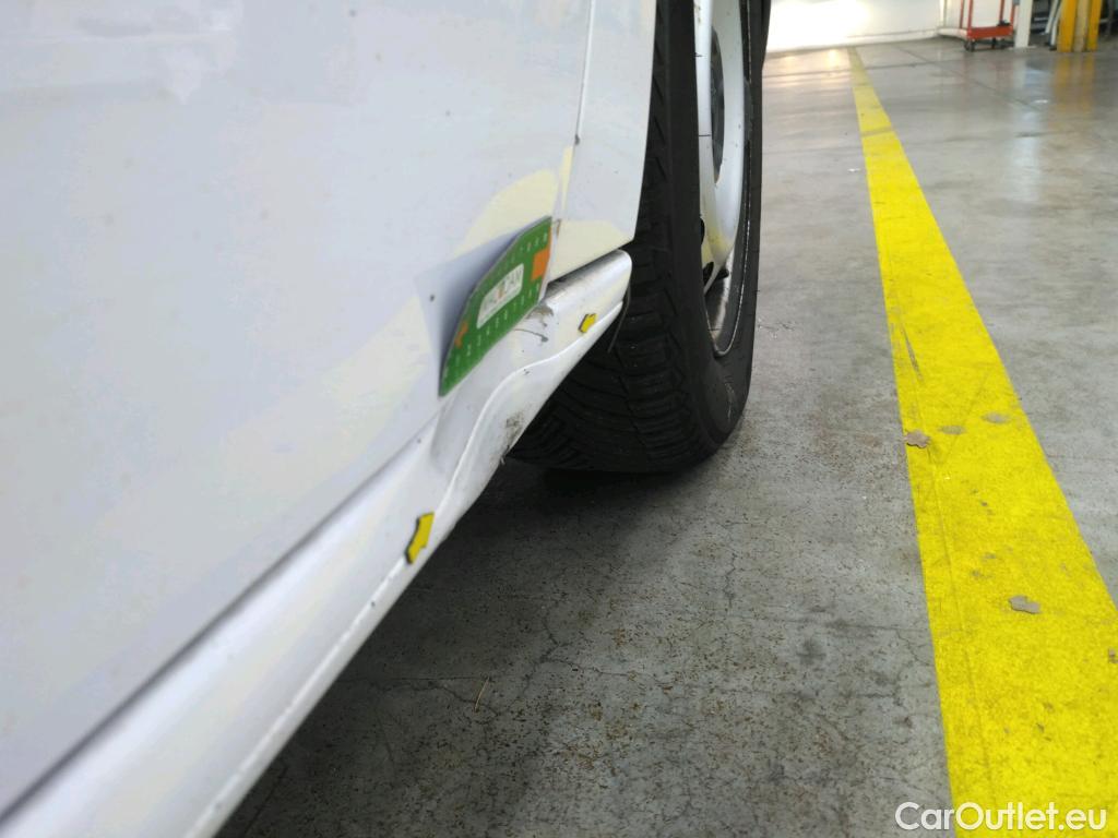  Citroen  Berlingo  Fourgon Driver M 1000 1.5 BlueHDi 100CV BVM5 E6dT #26