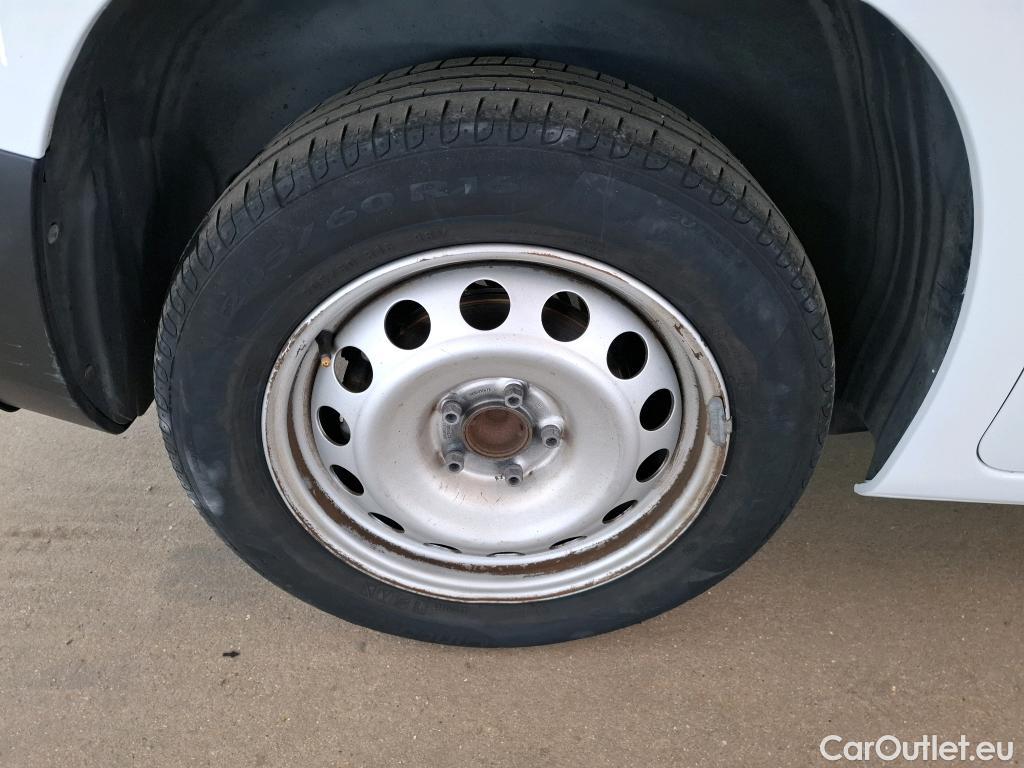  Citroen  Berlingo  Fourgon Club M 650 1.5 BlueHDi 130CV BVA8 E6dT #30