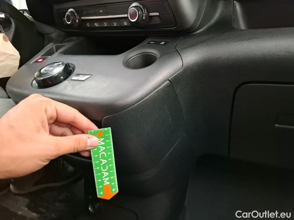  Citroen  Berlingo  Fourgon Club M 650 1.5 BlueHDi 130CV BVA8 E6dT #21