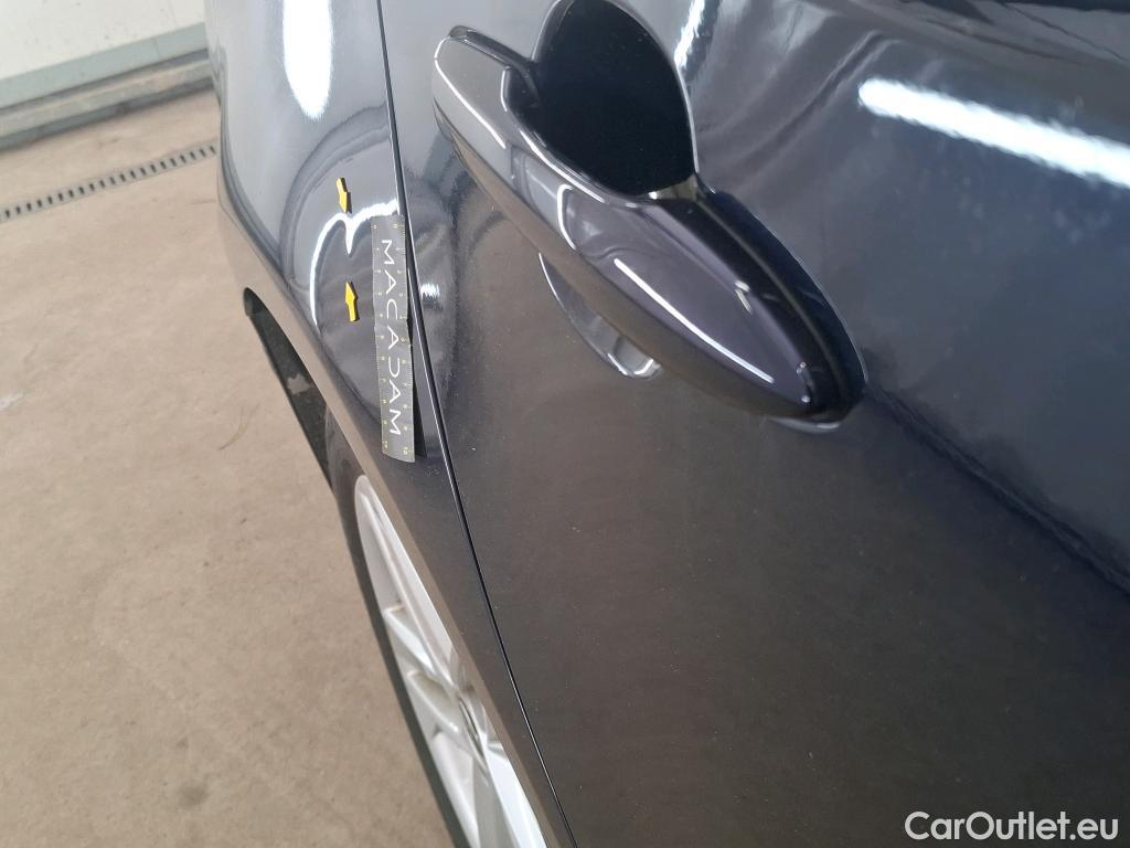  Toyota  Corolla TOYOTA  Touring Sports / 2018 / 5P / Break Hybride 122h Dynamic Business Stage Acad #50